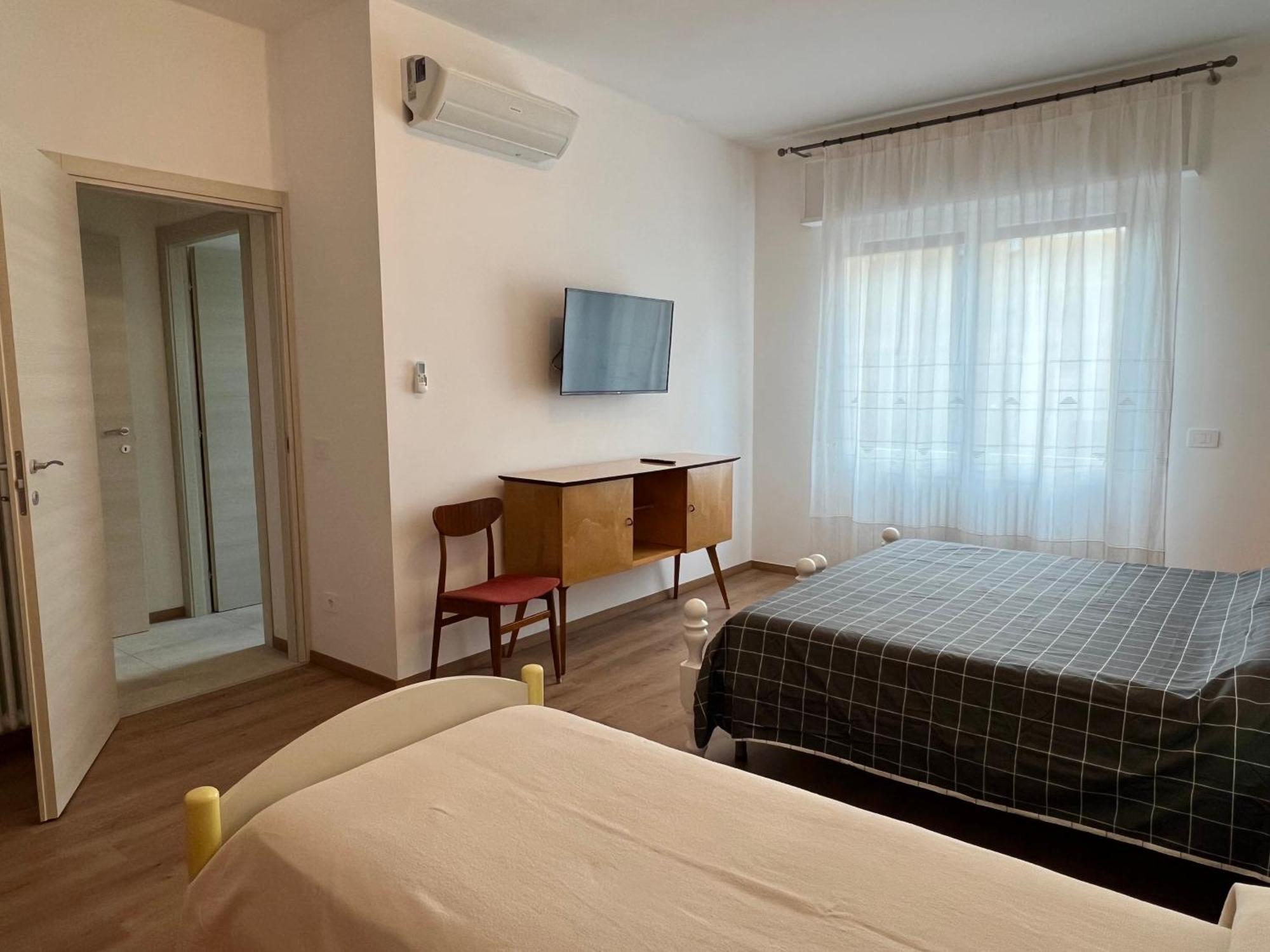 Casa Paola Central Stay By The Lake Domaso Bagian luar foto